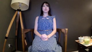 充滿騷騷韻味的豐滿小姐姐和兩兄弟在酒店性愛嬉戲，絲襪美腿豐腴翹臀舔吸揉搓銷魂呻吟連連浪叫…