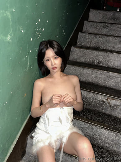 【2023-05-27】White One-piece sunwall（无水印）